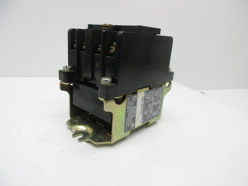 ALLEN BRADLEY 700-N400A2 SER. C AC RELAY  UNMP