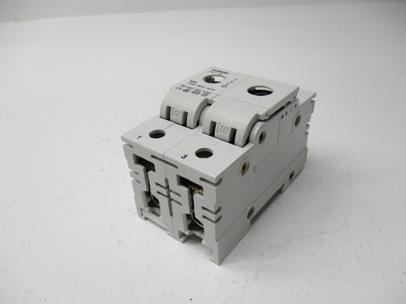 SIEMENS 5SG7 121 CIRCUIT BREAKER 400V  NSNP