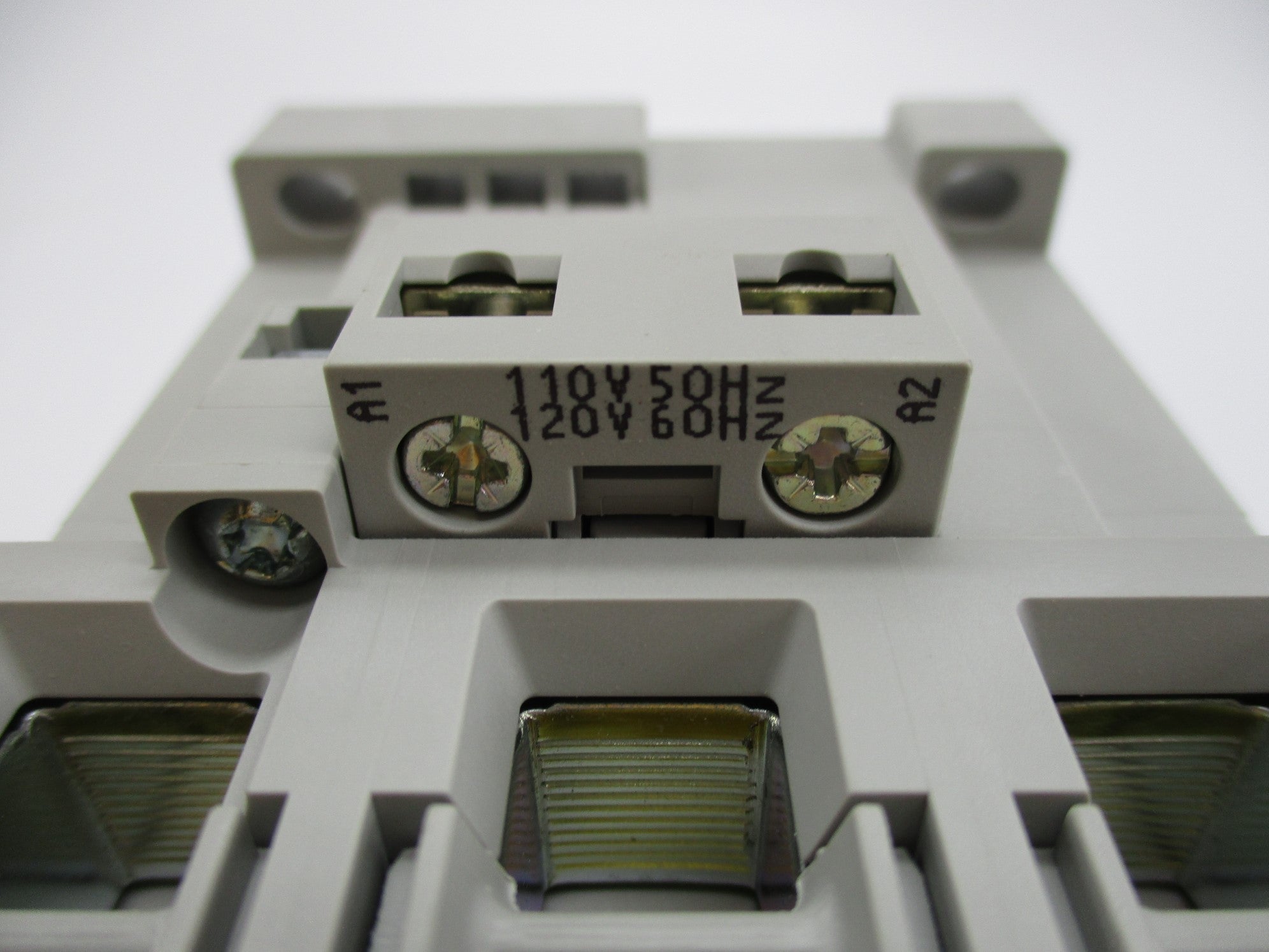 ALLEN BRADLEY 100-C85D10 SER. A 110/120V 100A (BR/WH) NSMP