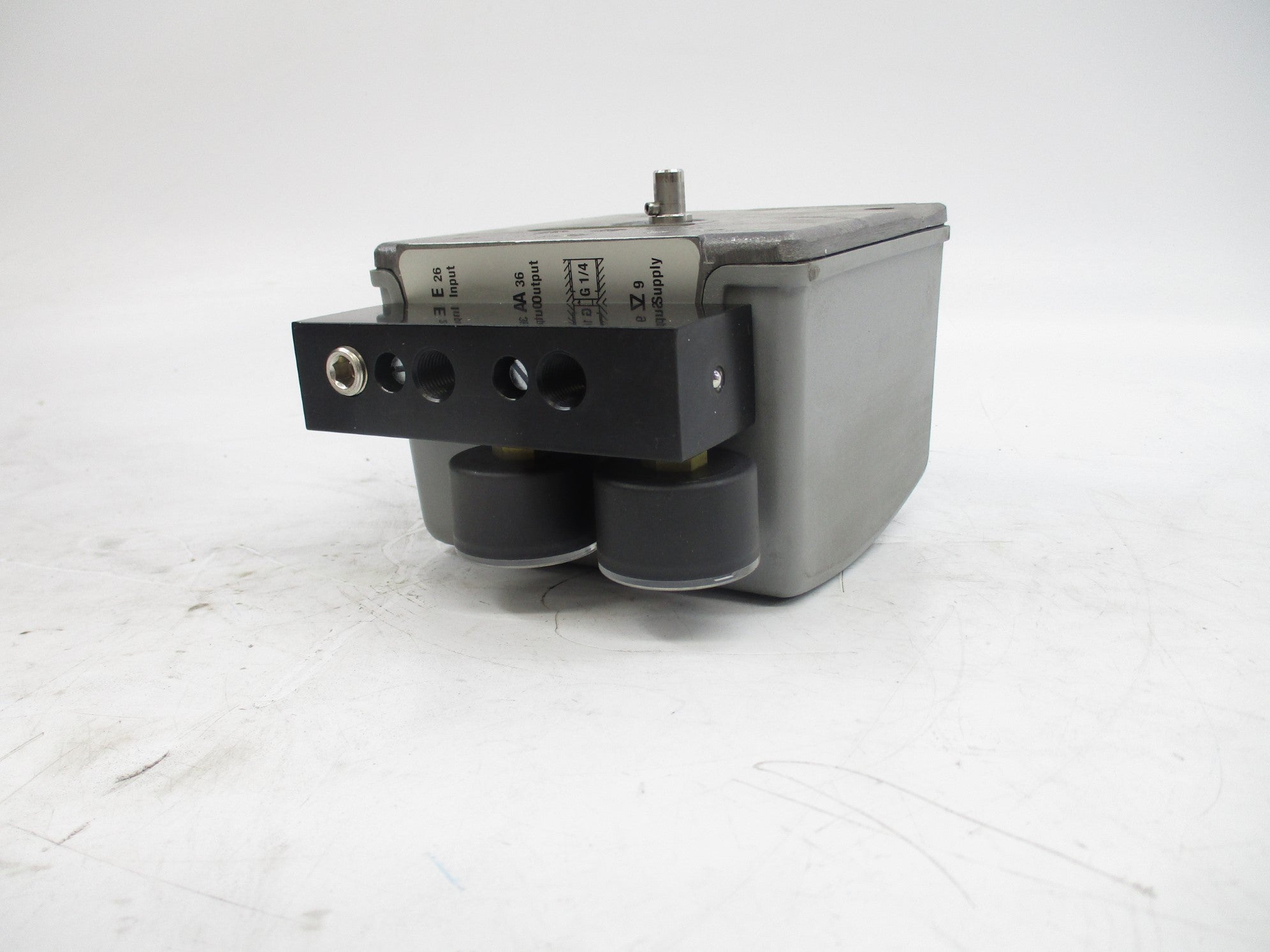 ALLEN BRADLEY 1494V-FS400 SER. D (BR/WH) NSMP
