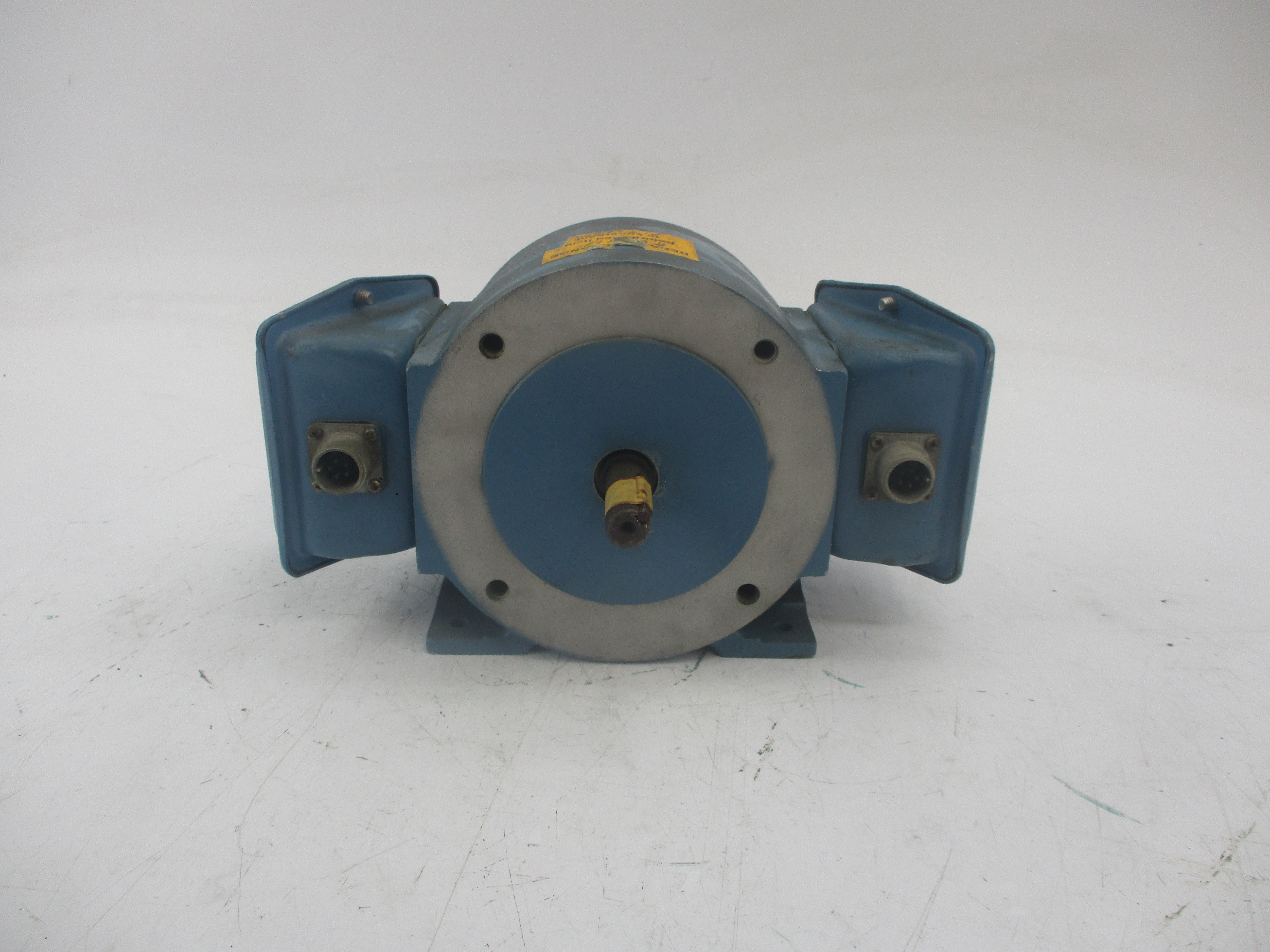 AVTRON M727-1D-240-U 12-15VDC REV. R UNMP