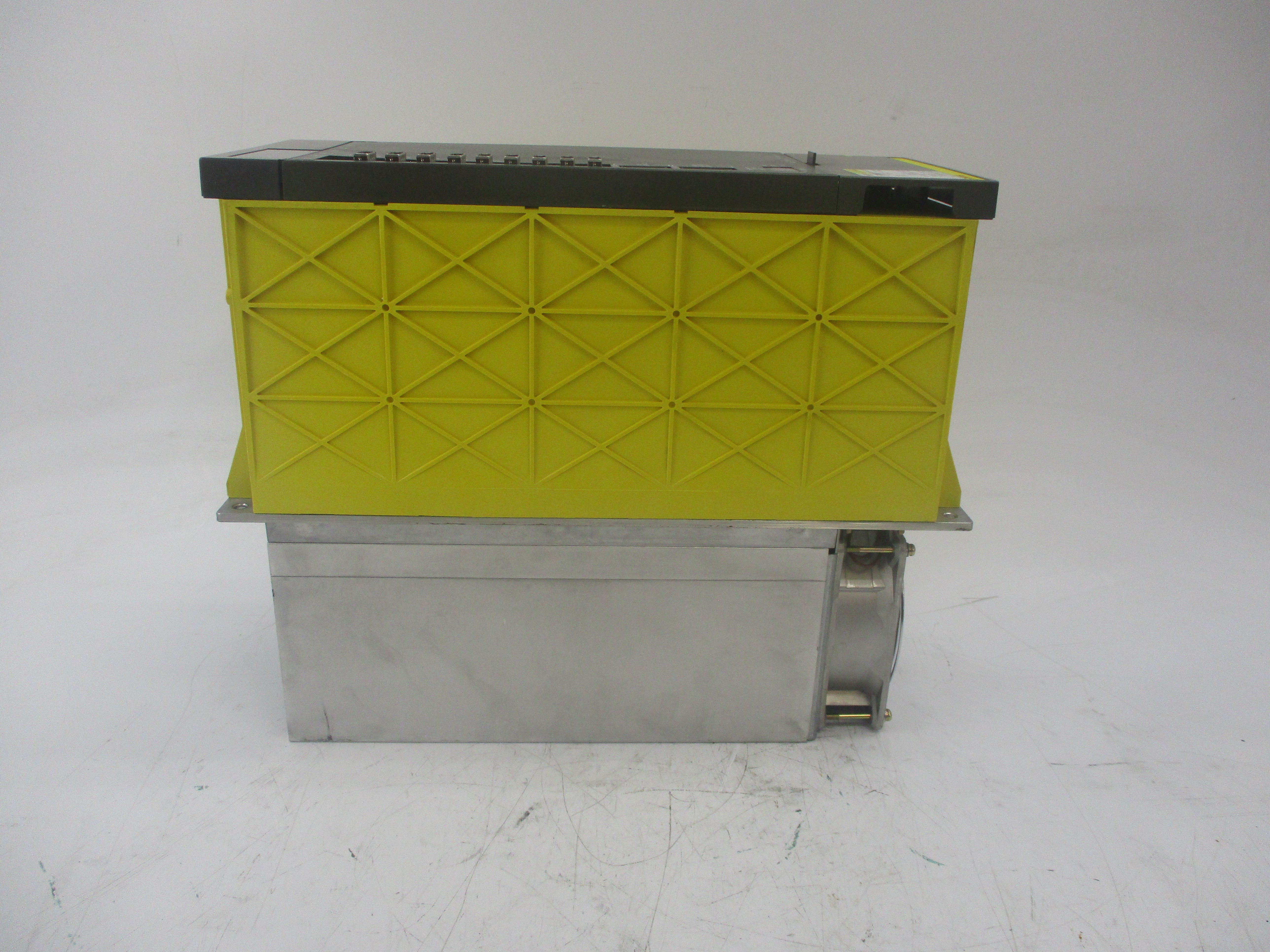 FANUC A06B-6104-H245#H520 566-651V UNMP