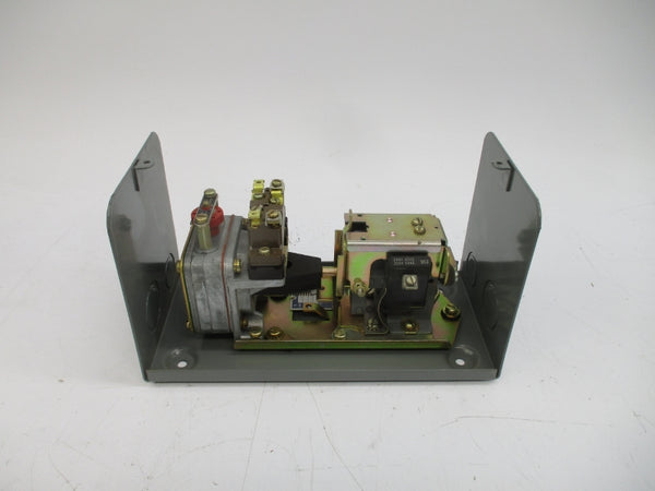 SQUARE D 9050B01EV03 SER. L 220/240VAC NSNP