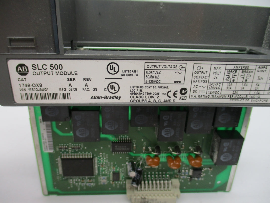 ALLEN BRADLEY 1746-OX8 SER. A 5-250VAC (NO DOOR/TERMINAL) NSNP
