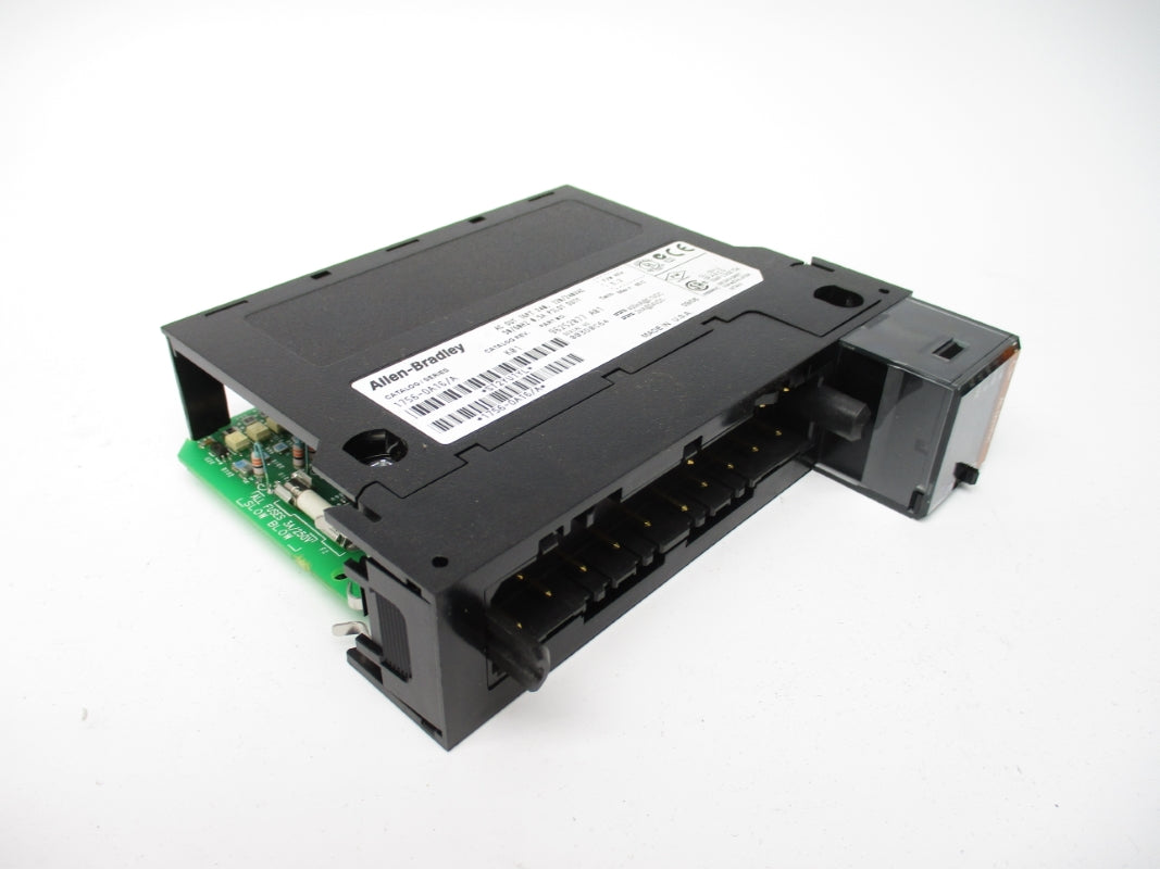 ALLEN BRADLEY 1756-OA16 SER. A F/W 3.2 120/240VAC 0.5A NSNP