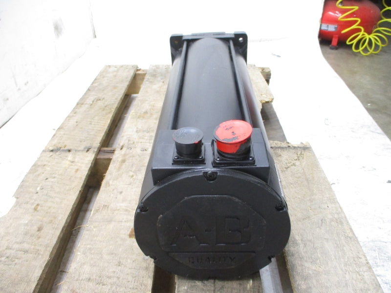 ALLEN BRADLEY 1326AB-C4B-11 38.2A NSNP