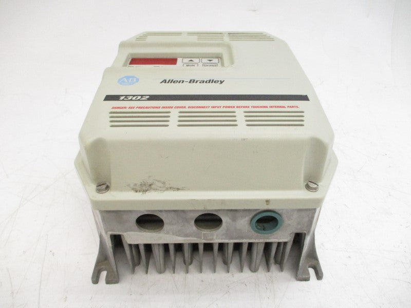 ALLEN BRADLEY 1302-C005-AA5HP 575VAC 7.5A (AS PICTURED) UNMP