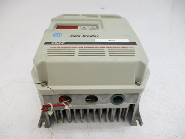ALLEN BRADLEY 1302-C002-AA2HP 575VAC 3.4A (AS PICTURED) UNMP