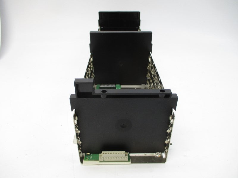 ALLEN BRADLEY 1756-A13 SER. B 24VDC 2.8A REV. J02 NSNP