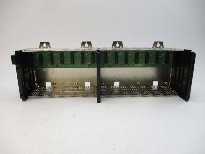 ALLEN BRADLEY 1756-A13 SER. B 24VDC 2.8A REV. J02 NSNP