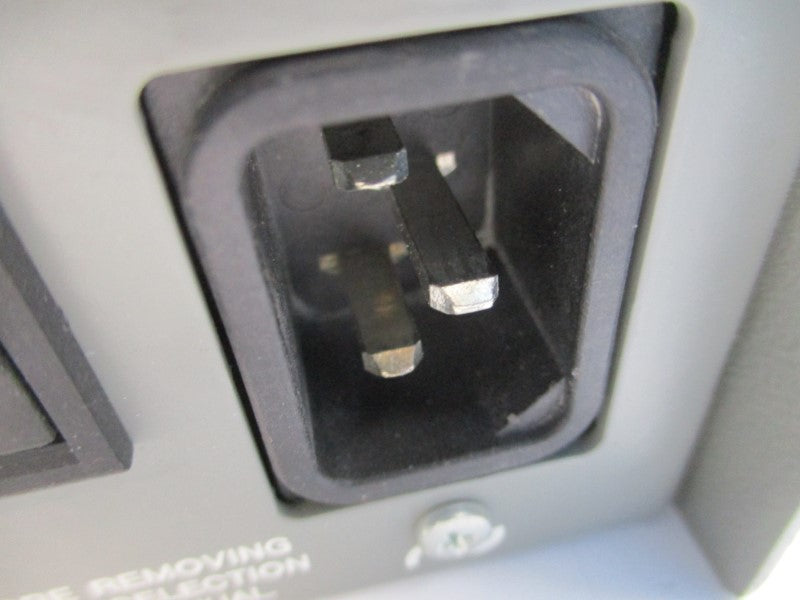 ALLEN BRADLEY 1770-KF2 SER. B 115/230V 0.3A REV. F UNMP