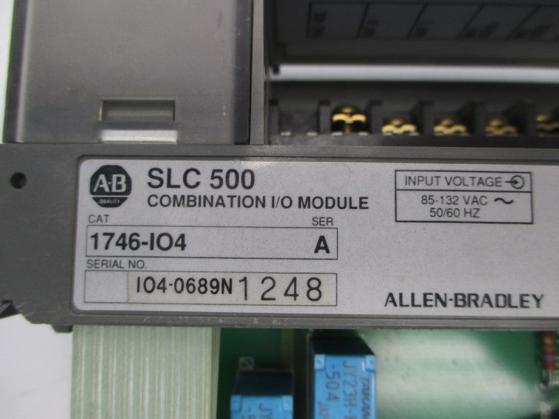 ALLEN BRADLEY 1746-IO4 SER. A 85-132VAC 15A NSNP