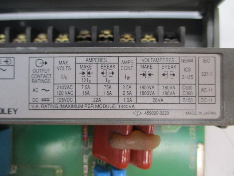 ALLEN BRADLEY 1746-IO4 SER. A 85-132VAC 15A UNMP