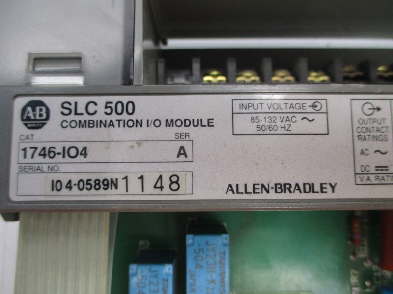 ALLEN BRADLEY 1746-IO4 SER. A 85-132VAC 15A UNMP