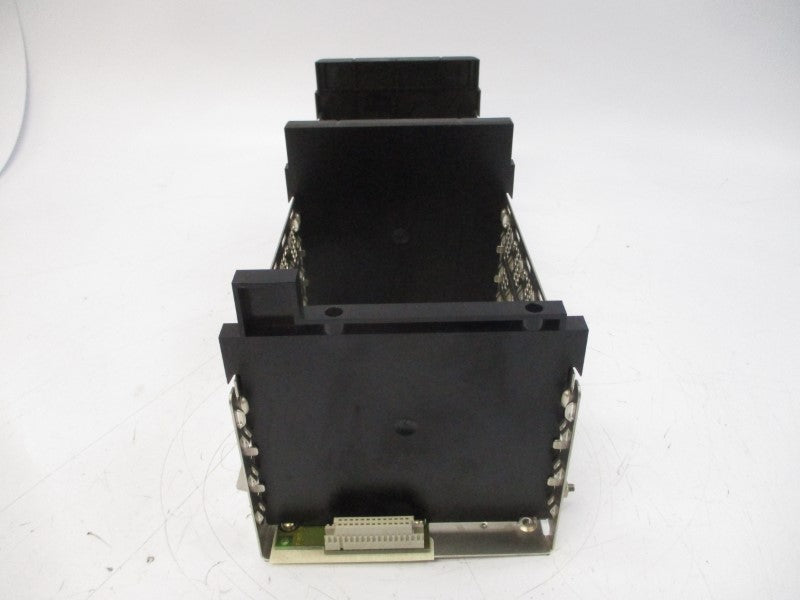 ALLEN BRADLEY 1756-A10 SER. B 24VDC 15A REV. A01 UNMP