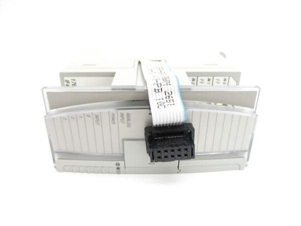 ALLEN BRADLEY 1762-IF4 SER. B F/W 1.1 24VDC 0.05A NSMP