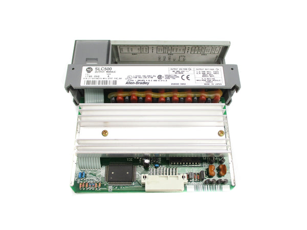 ALLEN BRADLEY 1746-OA8 SER. A 85-265VAC NSNP