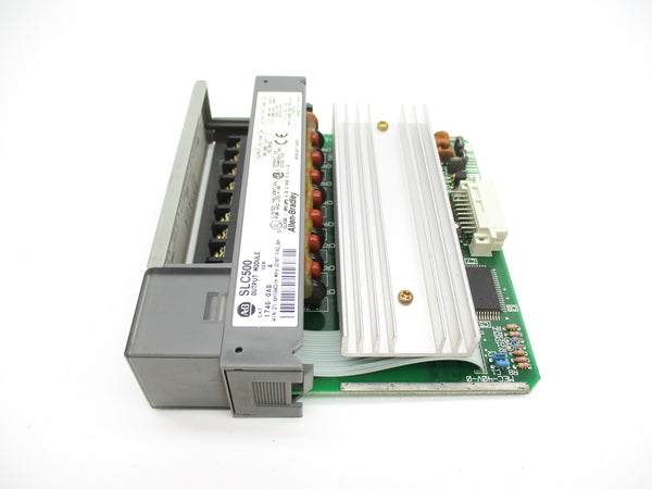 ALLEN BRADLEY 1746-OA8 SER. A 85-265VAC NSNP