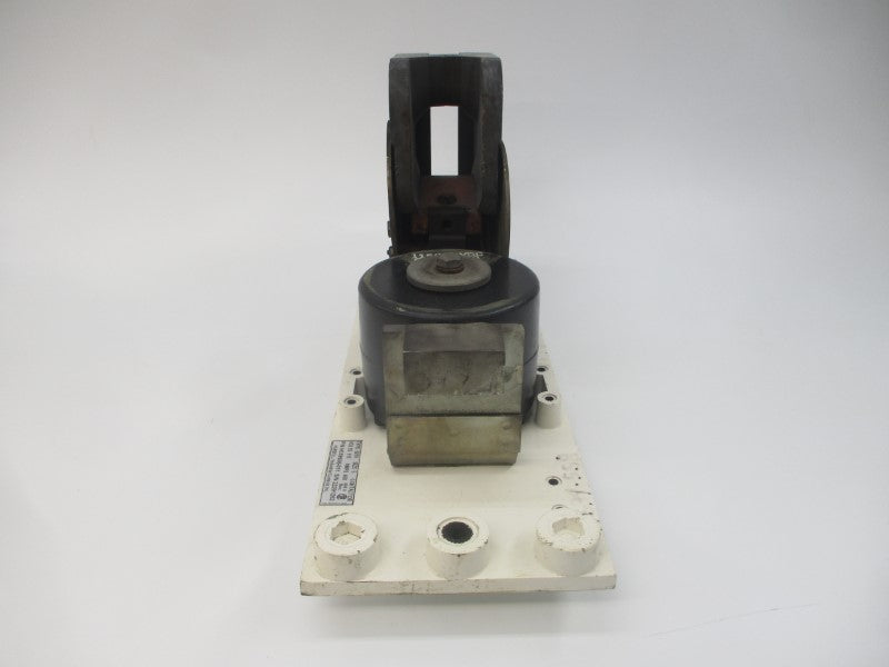 HUBBELL 5210 HC59656-011 115/125VDC 400A (AS IS) UNMP