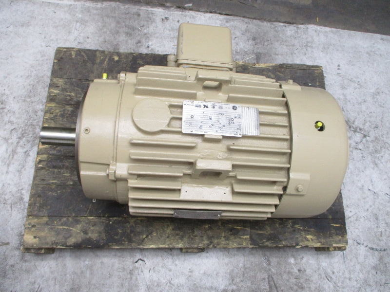 GENERAL ELECTRIC 15HP 254TC M8933 5KS254XAA100D3 460V 17.3A REV. 0 NSNP