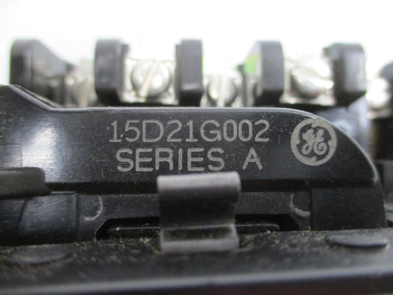 GENERAL ELECTRIC CR305R002AEA SER. A 110/115-120V 20A NSMP