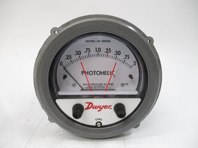 DWYER 102102-70 A3002 120/240VAC 10A 25PSI 0-2"H2O NSMP
