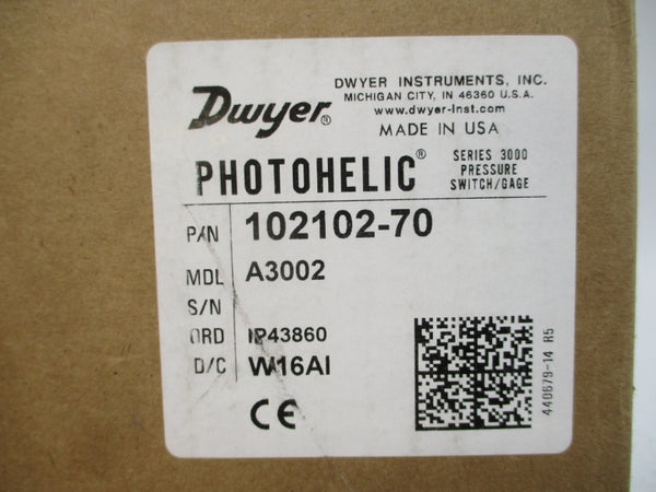 DWYER 102102-70 A3002 120/240VAC 10A 25PSI 0-2"H2O NSMP