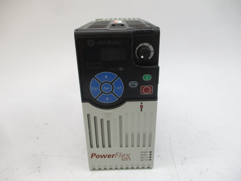 ALLEN BRADLEY 25B-D6P0N104 SER. A F/W 7.001 323-528VAC 7.5A NSMP