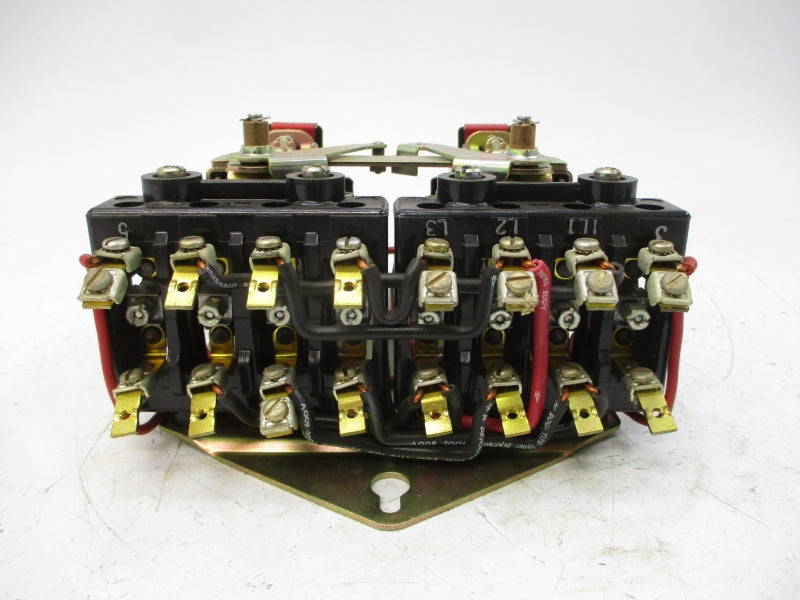 SQUARE D 8736A04 SER. C 208-220V 10A NSNP