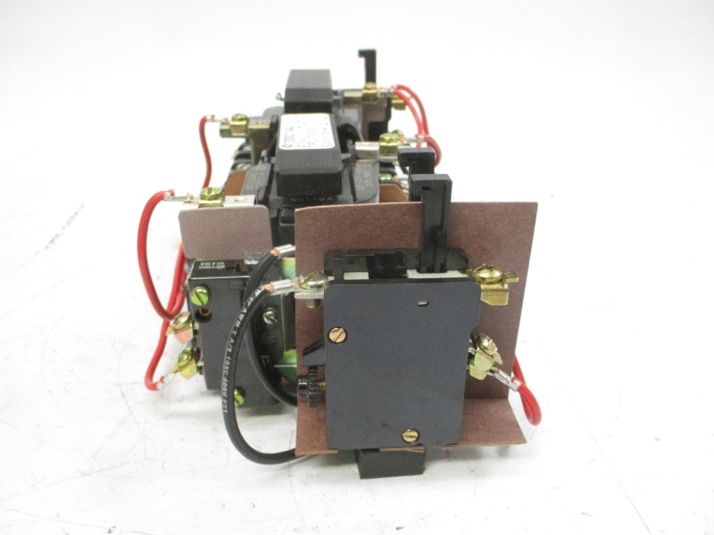 GENERAL ELECTRIC CR309C002AAKA SER. A 110/115-120V 30A NSMP