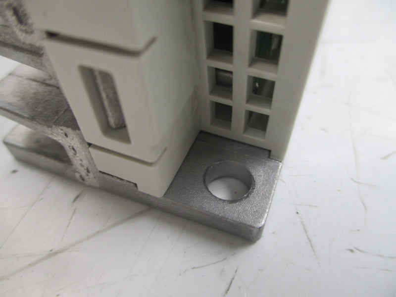 MITSUBISHI LECSC2-S5 200-230VAC 0.9A UNMP