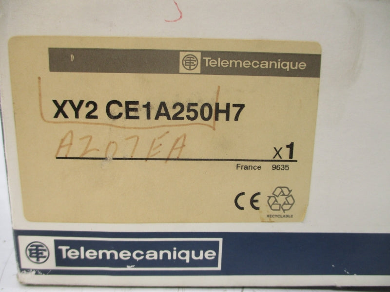 TELEMECANIQUE XY2CE1A250H7 120/240V 3A NSMP