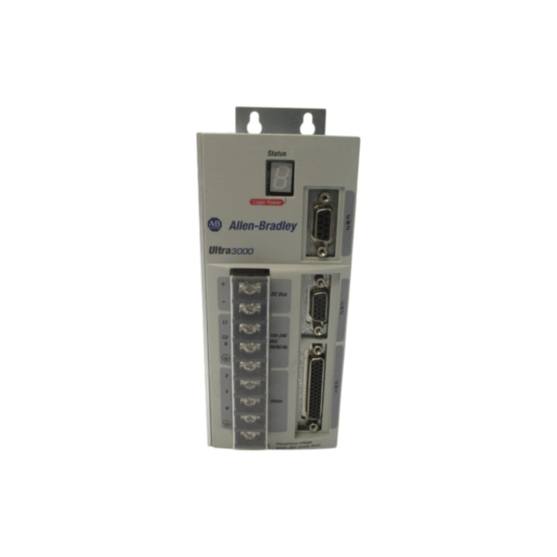 ALLEN BRADLEY 2098-DSD-005 SER. C F/W V1.53 120/240VAC 5A NSNP