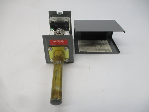 ALLEN BRADLEY 837-V1A SER. A 24-600VAC (BR/WH) NSMP