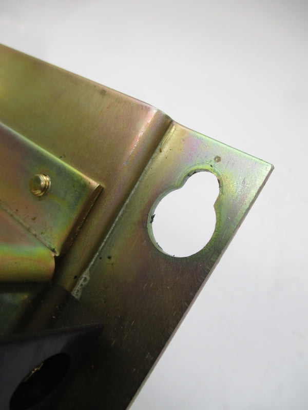 ALLEN BRADLEY 1100-AOD93 SER. B 100-127V 200A UNMP