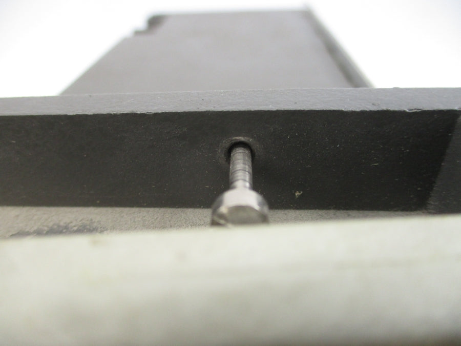 MODICON AS-P810-000 115/230VAC 2A REV. H UNMP