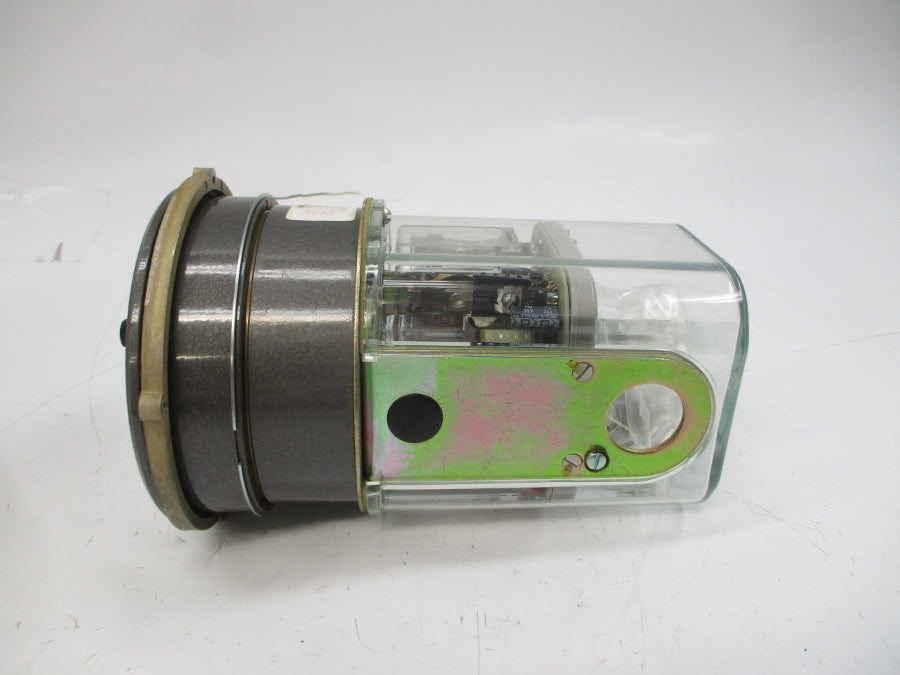 DWYER 3010-LT 120/240VAC 10A 25PSI NSMP