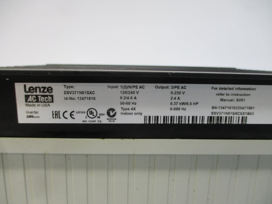LENZE ESV371N01SXC 13471616 120/240VAC 9.2/4.6A UNMP