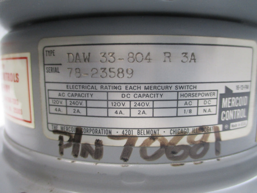MERCOID CONTROL DAW33-804R3A 120/240VAC 4A 1/8-20PSI UNMP