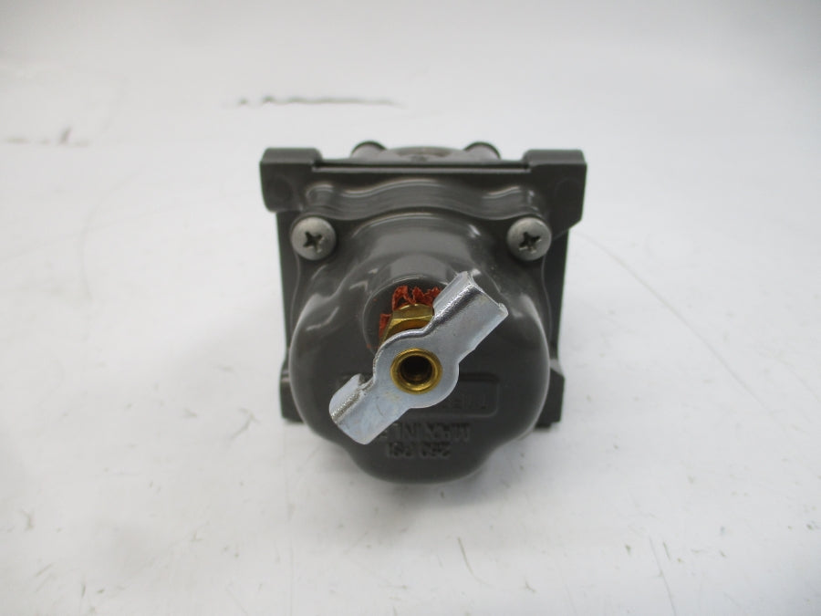 FISHER 67CFR-225 0-60PSI 1/4" NSMP