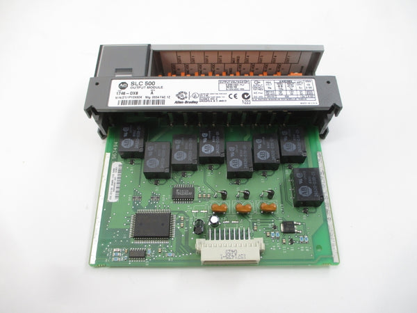 ALLEN BRADLEY 1746-OX8 SER. A 5-250VAC NSMP