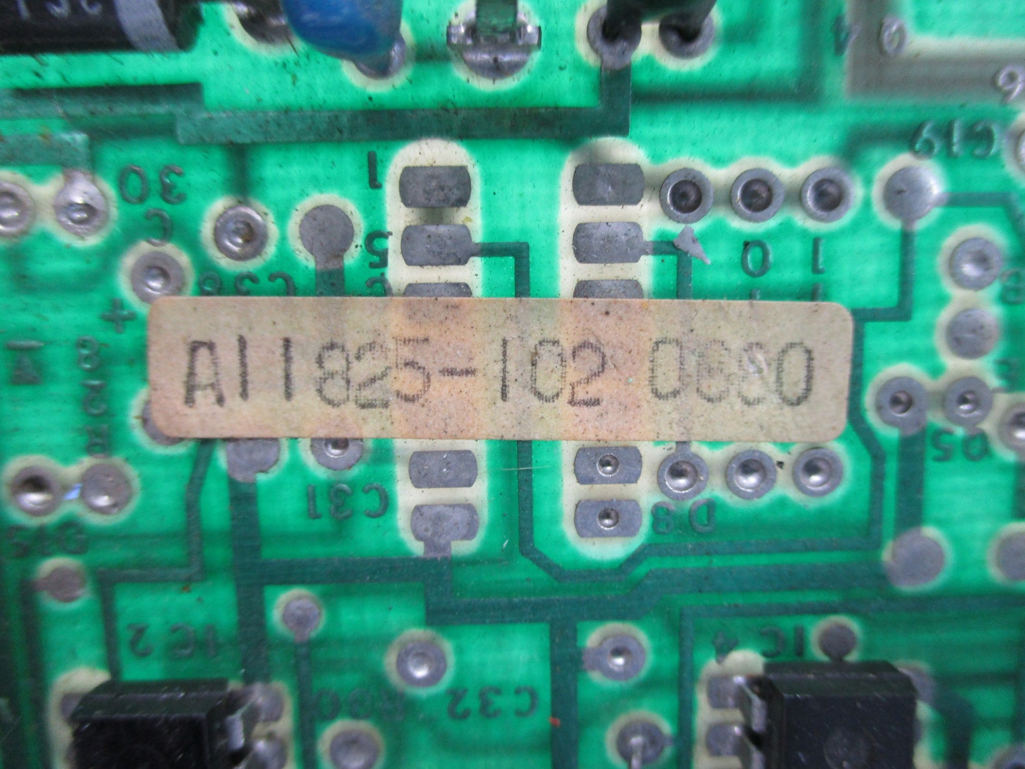 A11825-1EMERSON 02-0680 UNMP