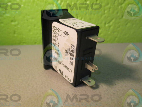 AIRPAX 203-2-1-65-203-4-1-1 CIRCUIT BREAKER 20A 32VDC ROCKER NSNP