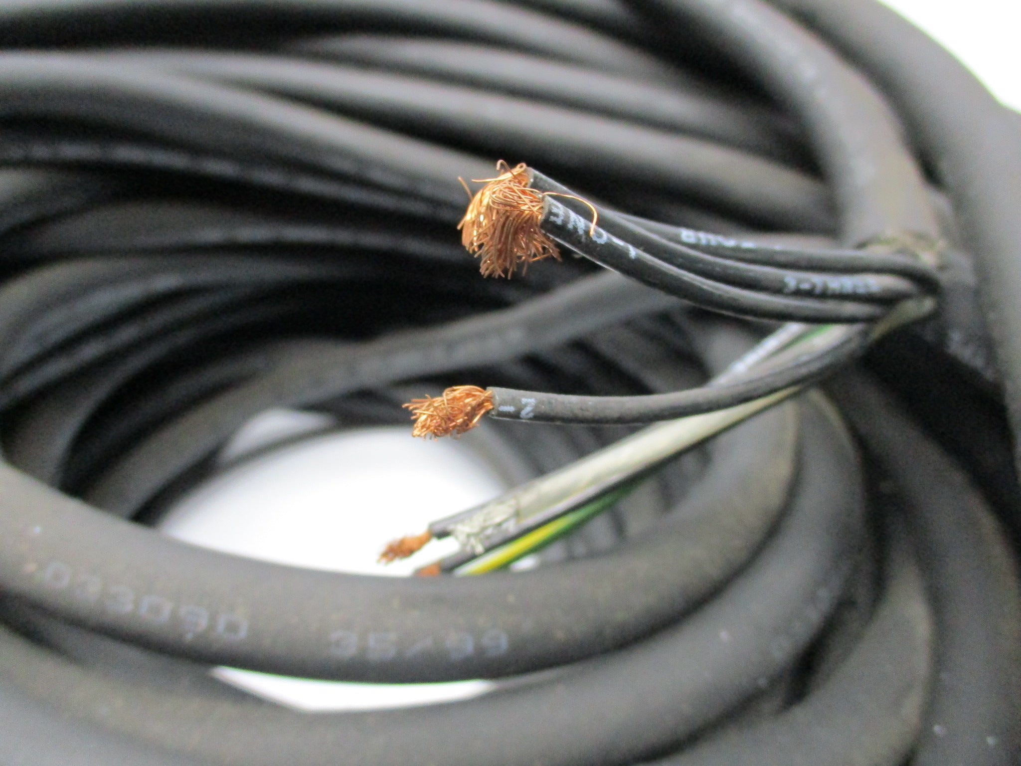 ALLEN BRADLEY 1326-CPB1-090 SER. B UNMP