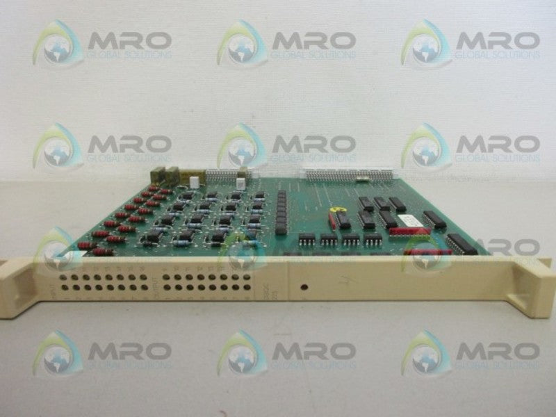 ABB DSQC-223 I/O BOARD UNMP