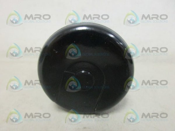 AEROVOX 1A570 CAPACITOR NSMP