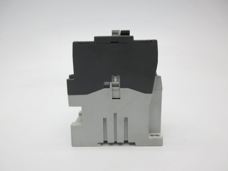 ABB 1SBL243001R8110 AL26-30-10 24VDC NSMP