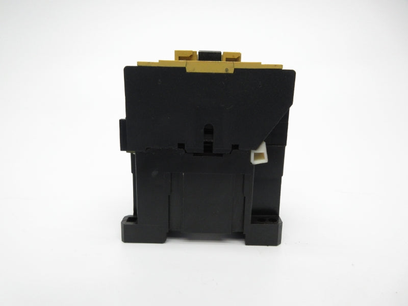 ALLEN BRADLEY 100-A09ND3 SER. B 110/120V 9A NSNP