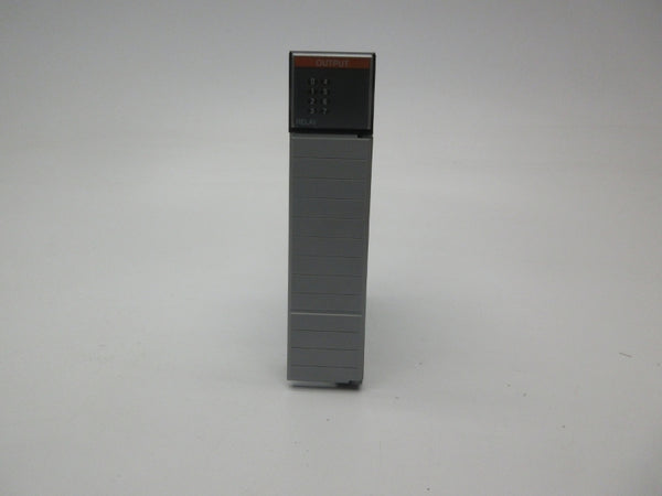 ALLEN BRADLEY 1746-OW8 SER. A 5-265VAC 15A NSMP