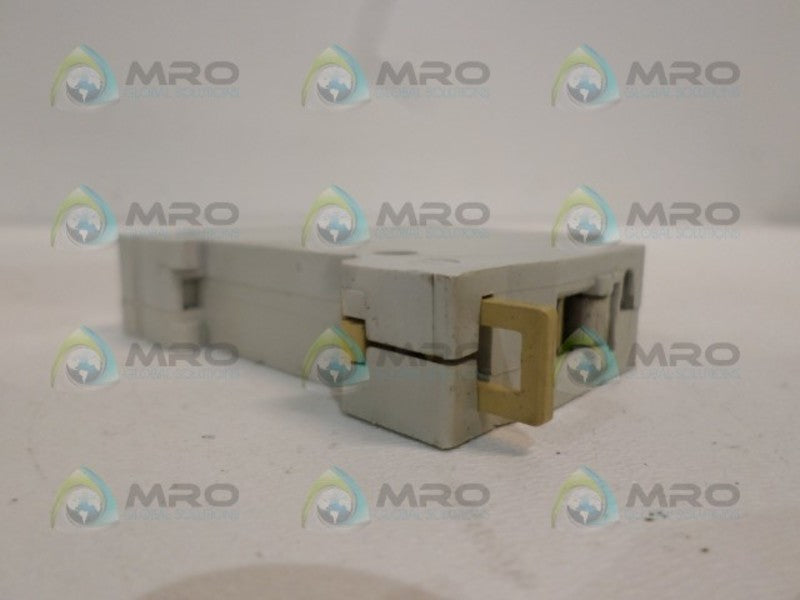 MERLIN GERIN 20053 CIRCUIT BREAKER 5A  UNMP